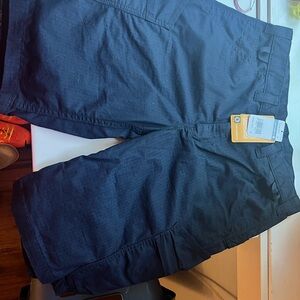 Carhartt force Braxton shorts . New with tags . Size 32 waist . Navy blue